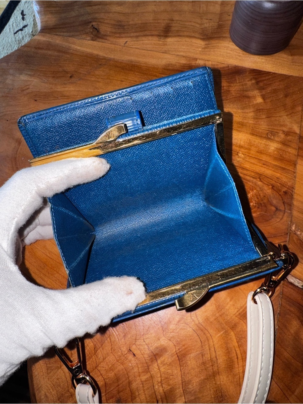 Louis Vuitton Epi Porte Monnaie Billets Viennois Leather reinvented Crossbody - Picture 10 of 15